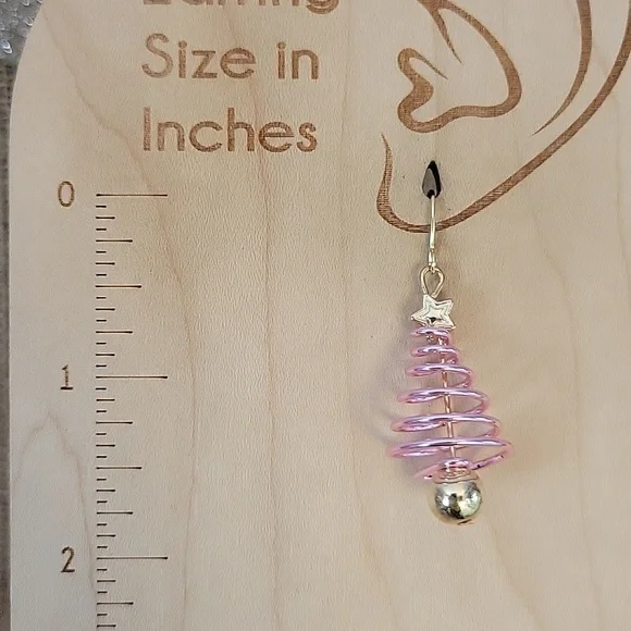 PINK COIL TREE CHRISTMAS EARRINGS - Picture 6 of 8